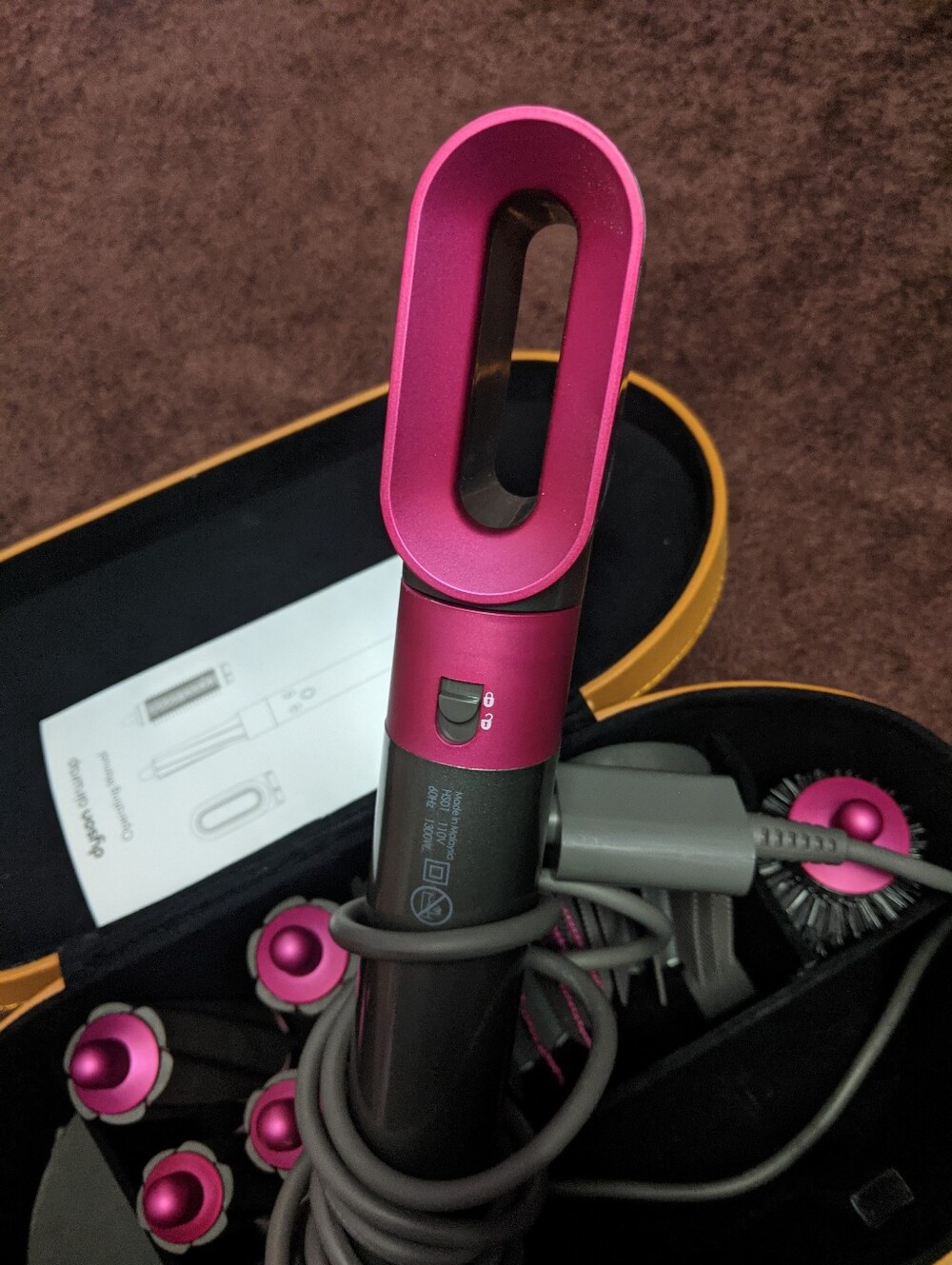 Dyson Airwrap Complete Set - Picture 2 of 3